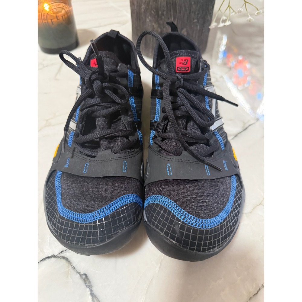 New Balance Minimus Trail Running Shoes Black Blue Vibram Sole Mens 9.5 MT10BSK